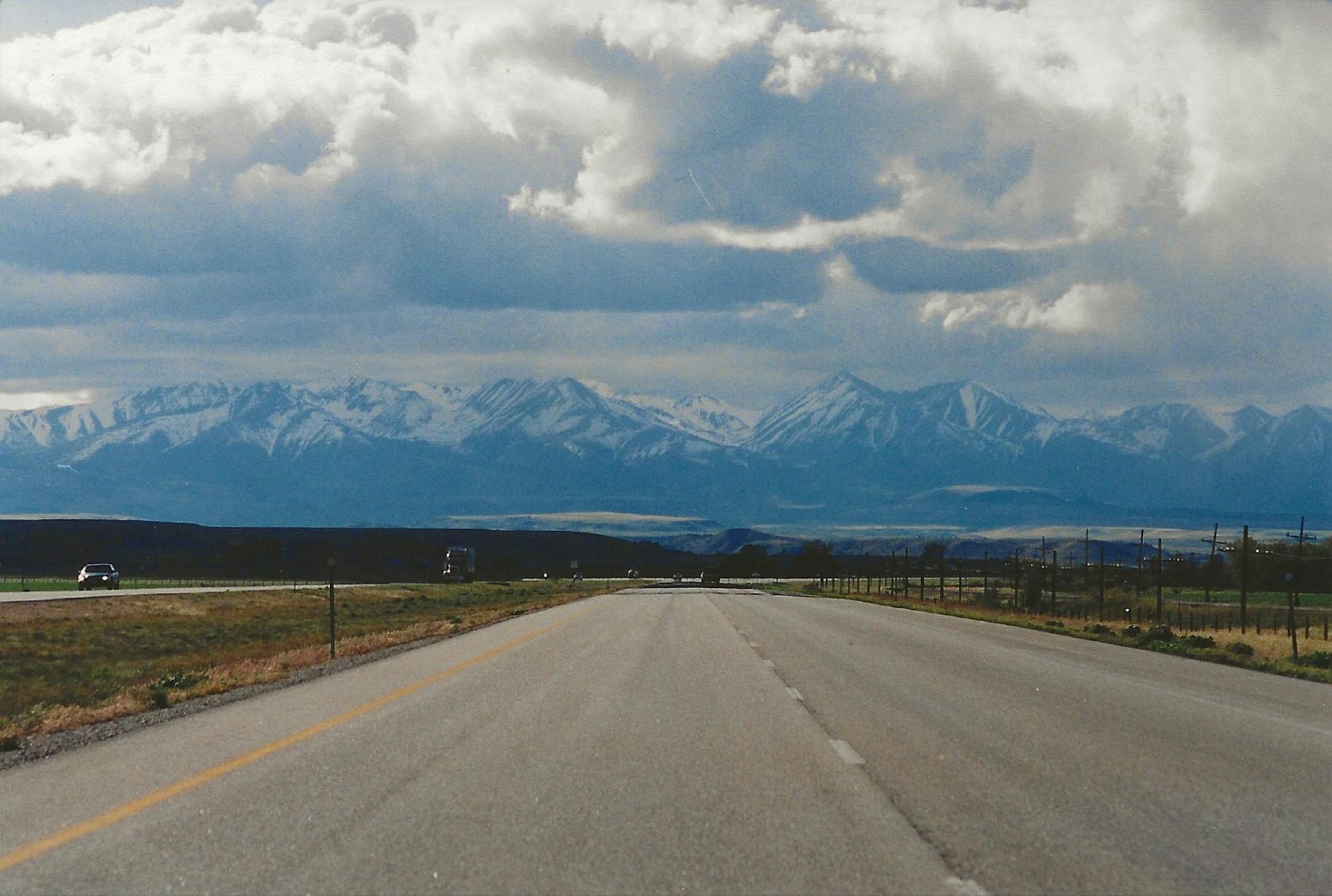 scenic colorado highway with mountain view